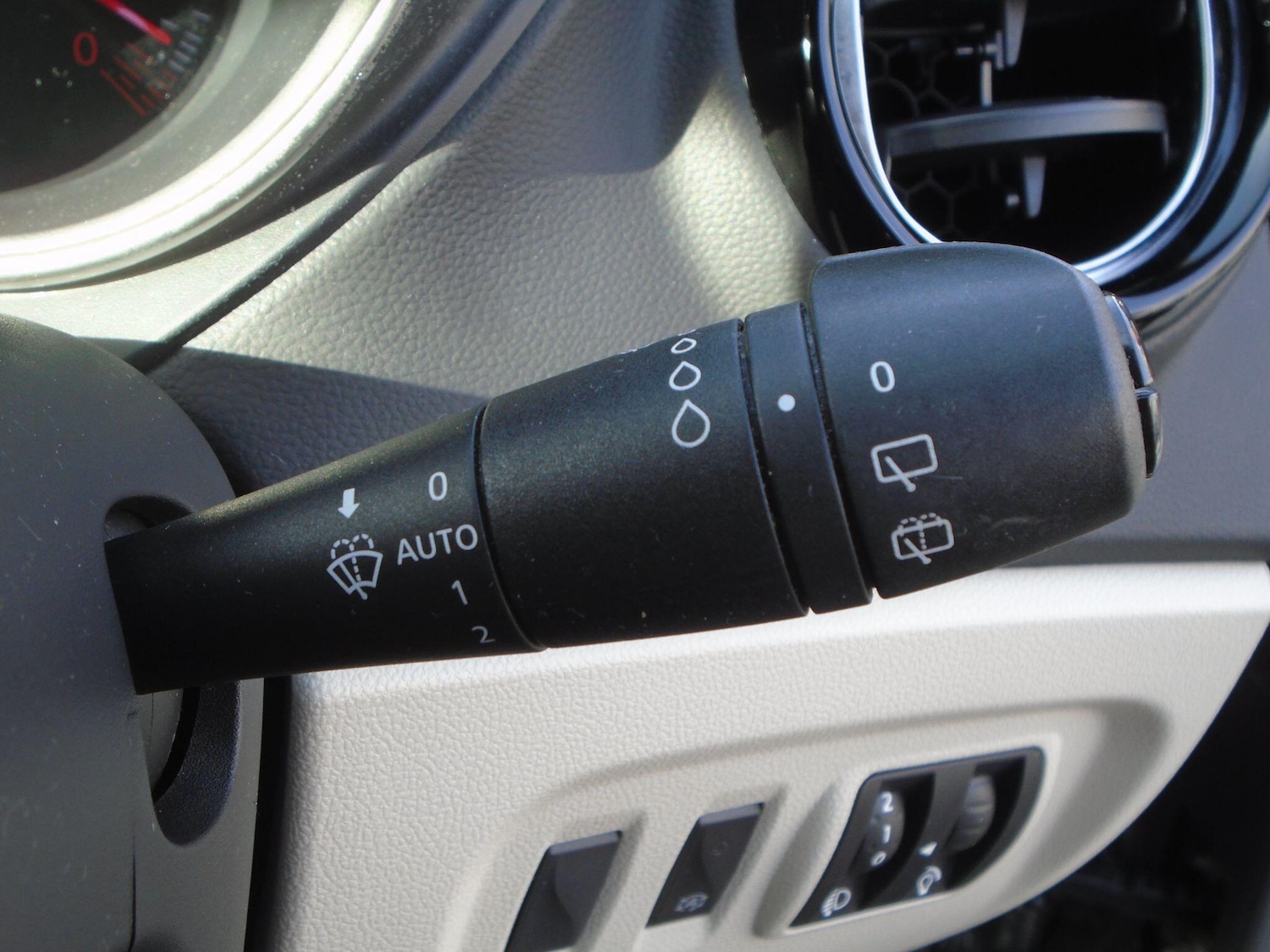 Used Renault Captur 2019 for sale - 76646284: Photo 44