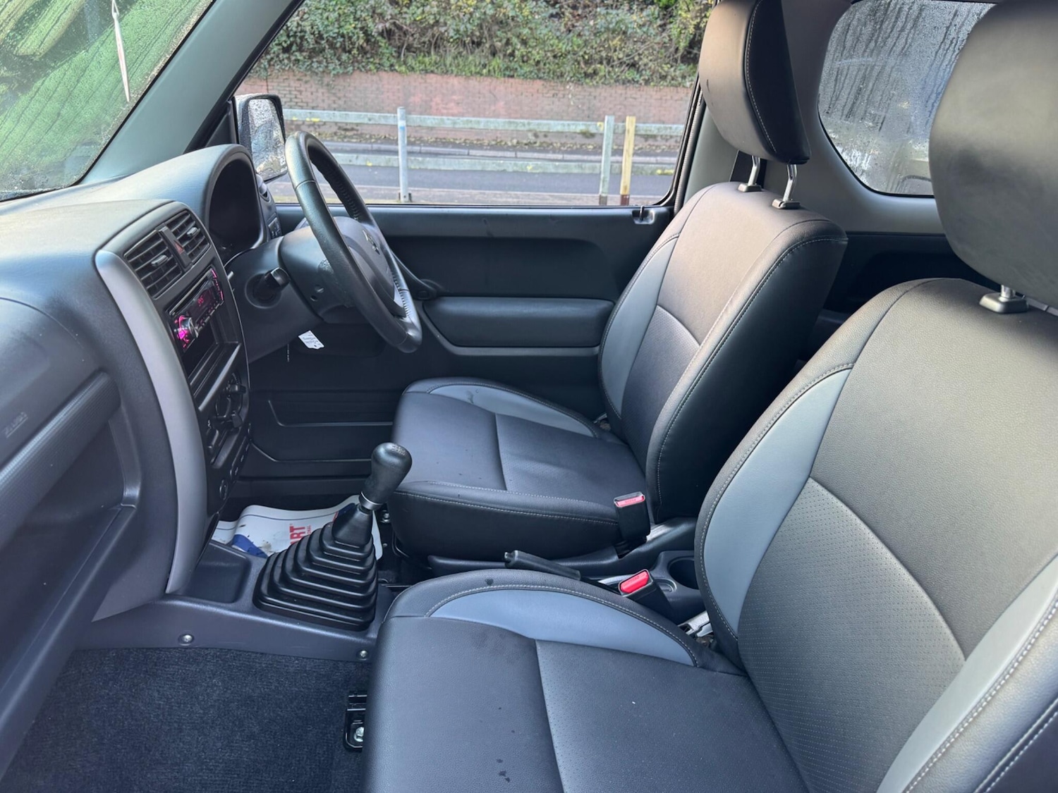 Used Suzuki Jimny 2017 for sale - 76644890: Photo 22