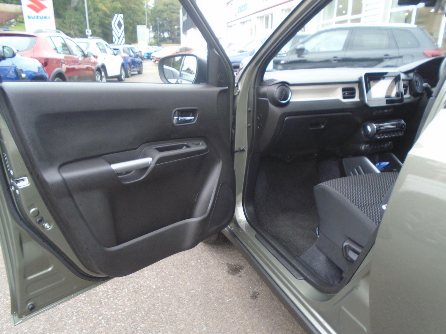Used Suzuki Ignis 2023 for sale - 76151497: Photo 29