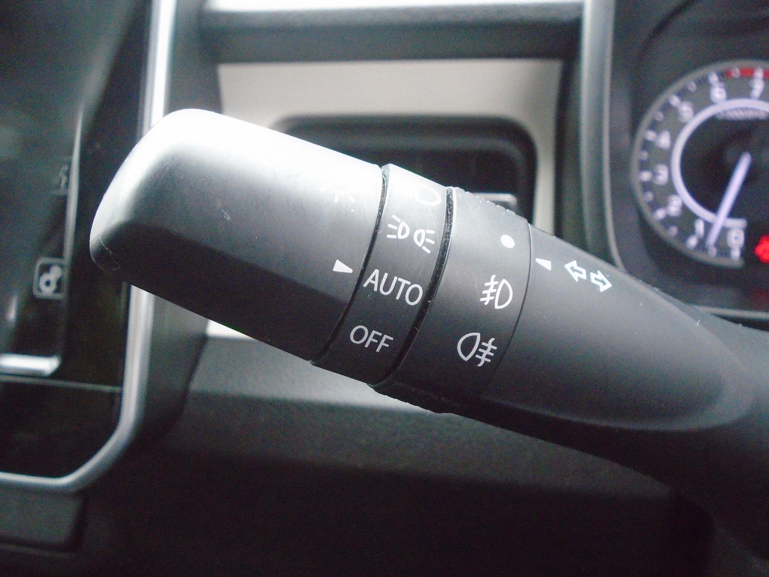 Used Suzuki Ignis 2023 for sale - 76151497: Photo 46