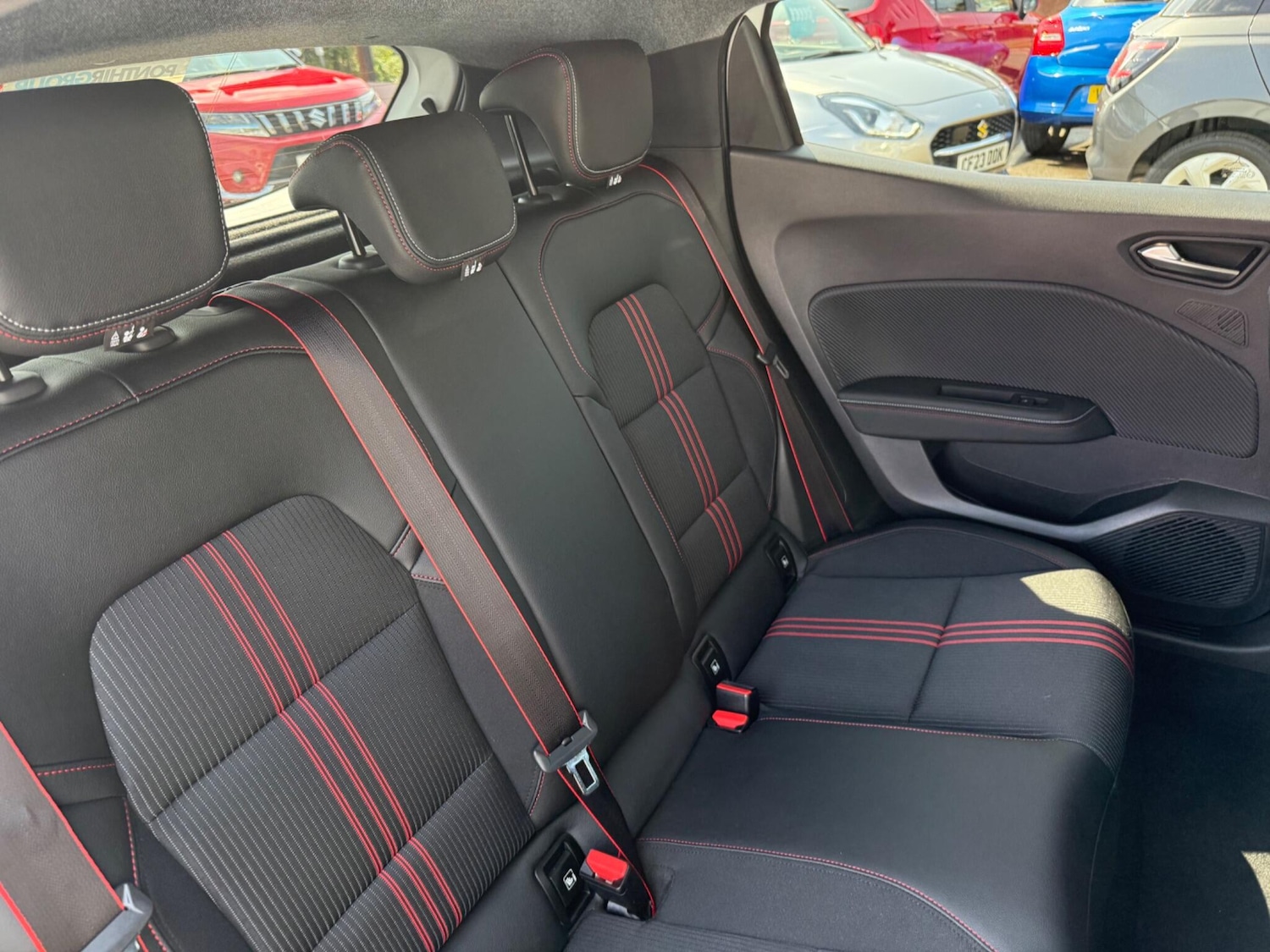 Used Renault Clio 2023 for sale - 76348915: Photo 14