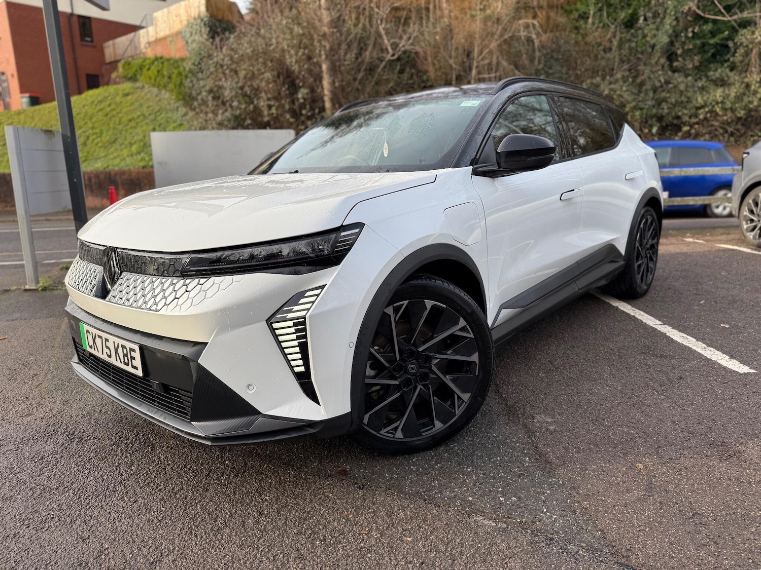 Used Renault Scenic E-Tech 2025 for sale - 77091054: Photo 2