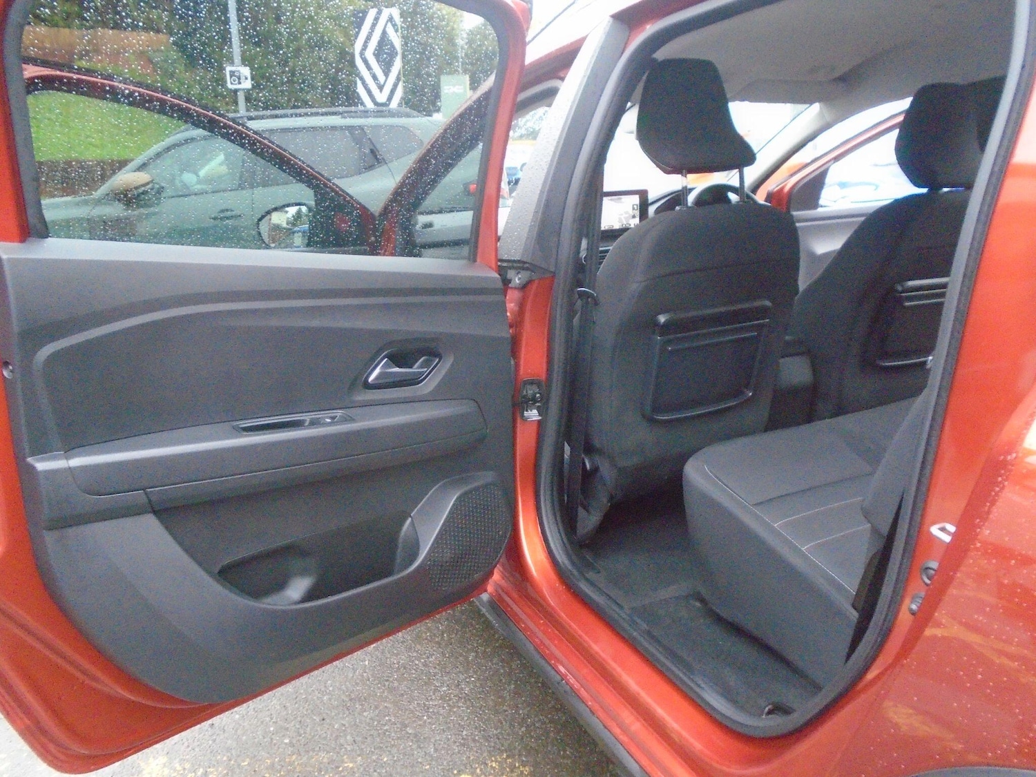 Used Dacia Jogger 2022 for sale - 76645205: Photo 34
