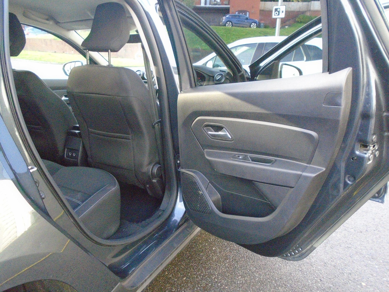 Used Dacia Duster 2022 for sale - 76607380: Photo 24