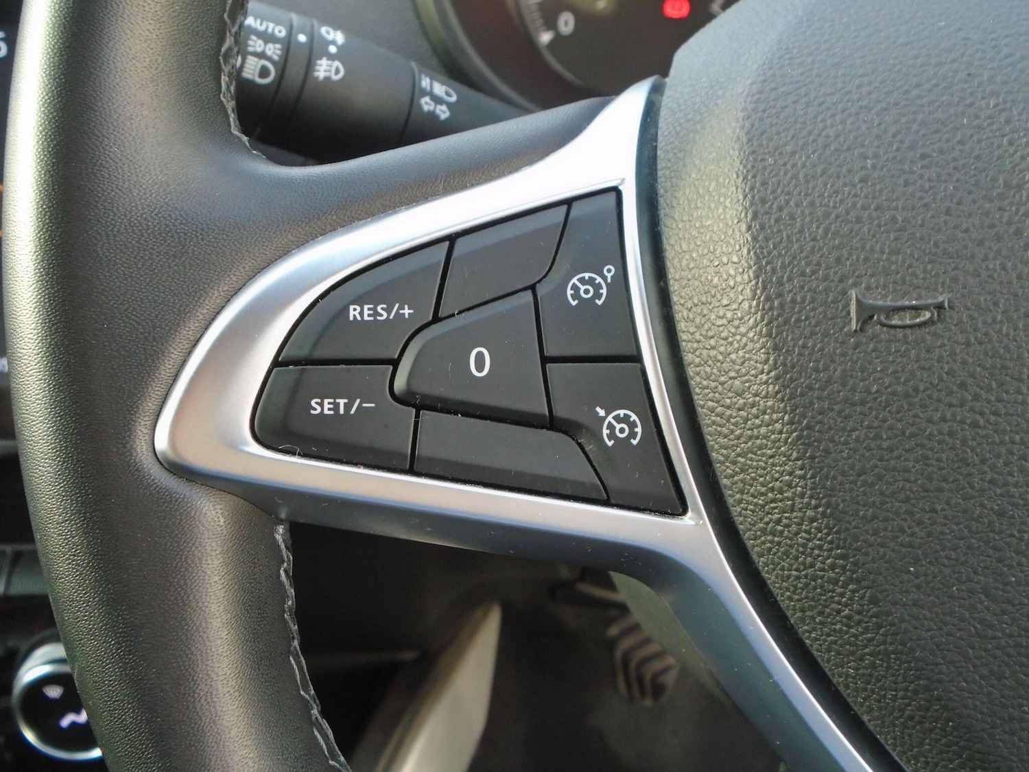 Used Dacia Duster 2022 for sale - 76607380: Photo 49