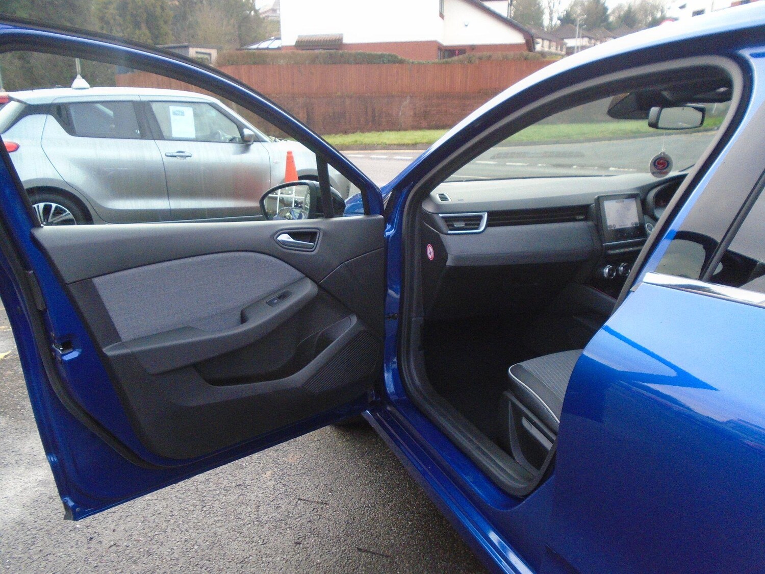 Used Renault Clio 2024 for sale - 77029081: Photo 25