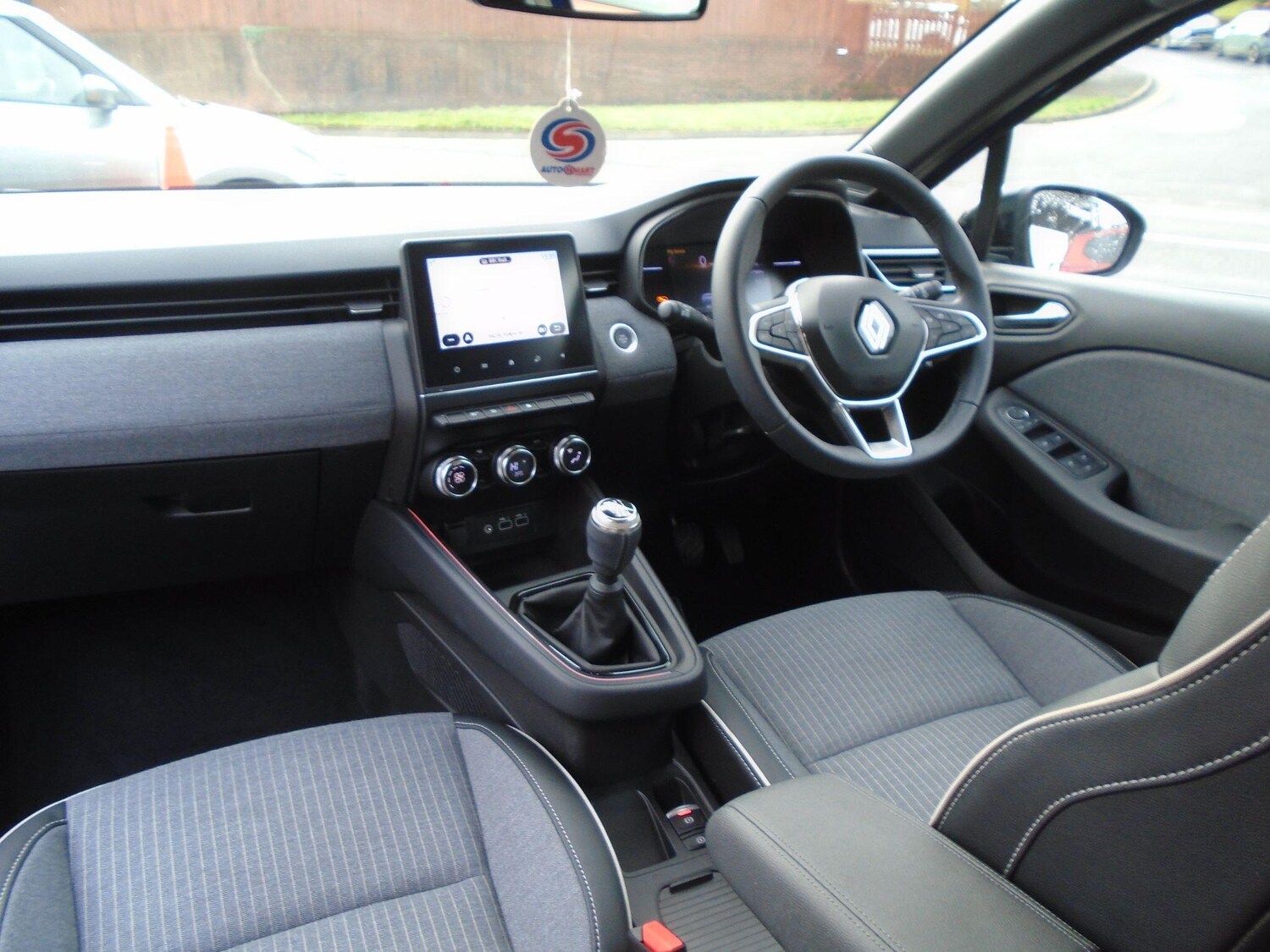 Used Renault Clio 2024 for sale - 77029081: Photo 26