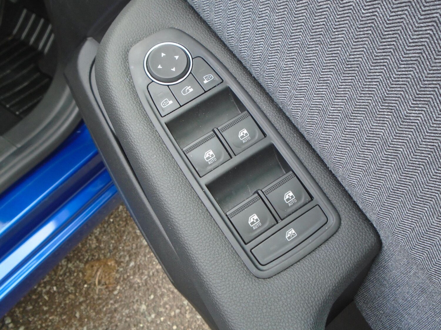 Used Renault Clio 2024 for sale - 77029081: Photo 41