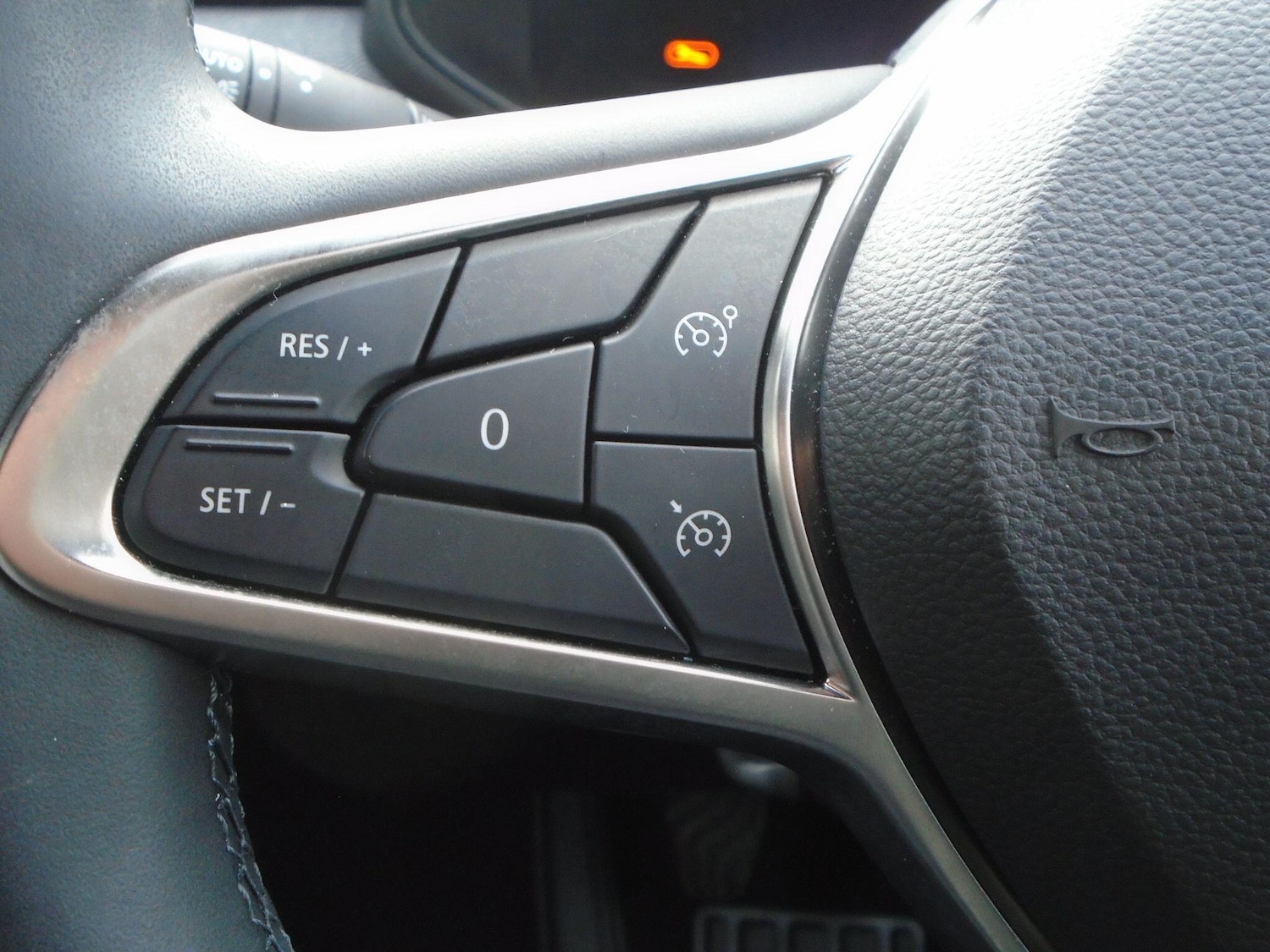 Used Renault Clio 2024 for sale - 77029081: Photo 47