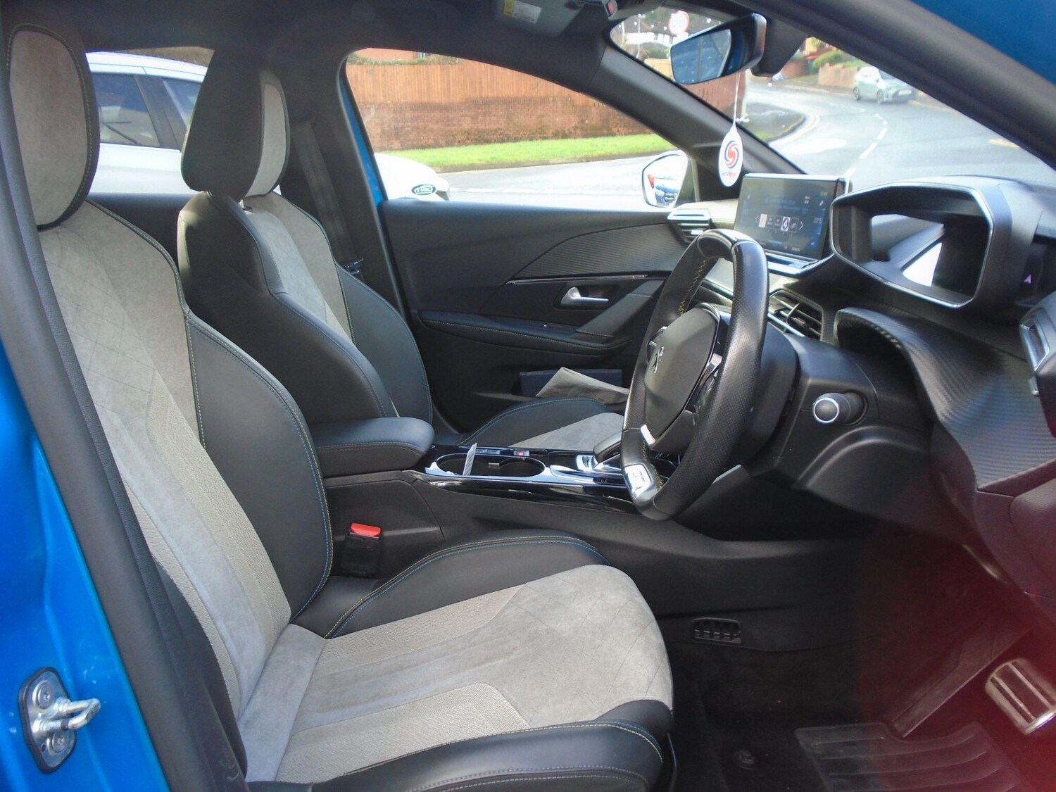 Used Peugeot 208 2020 for sale - 76899043: Photo 19