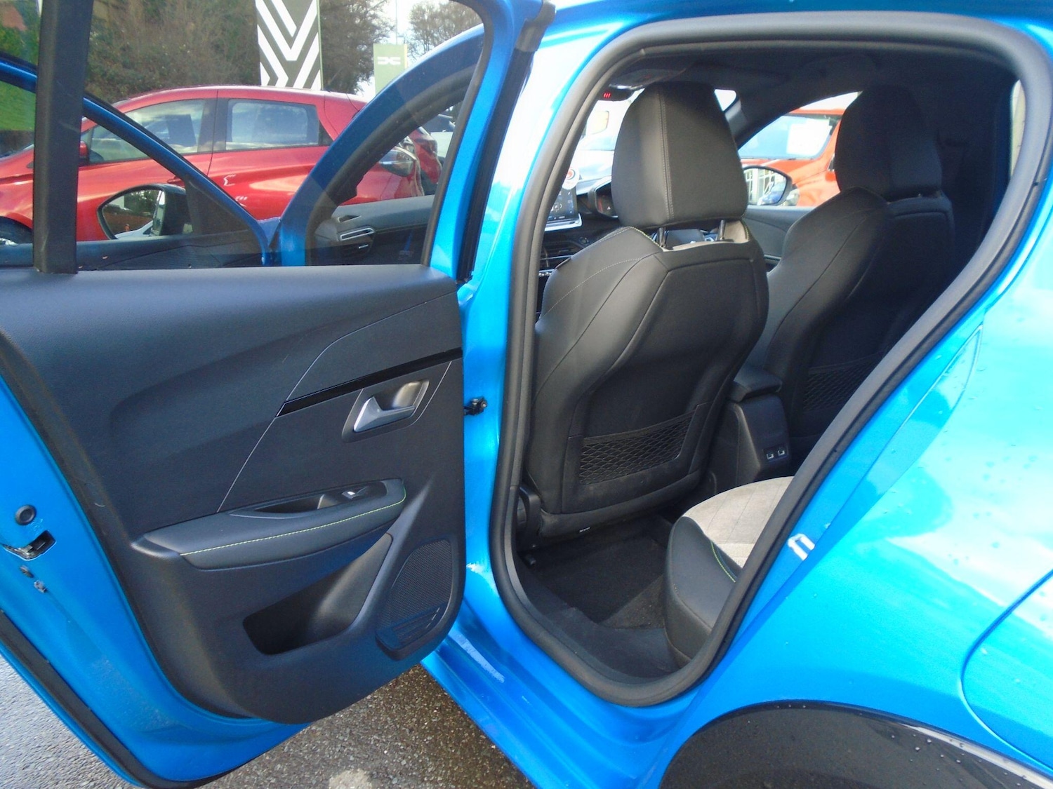 Used Peugeot 208 2020 for sale - 76899043: Photo 28