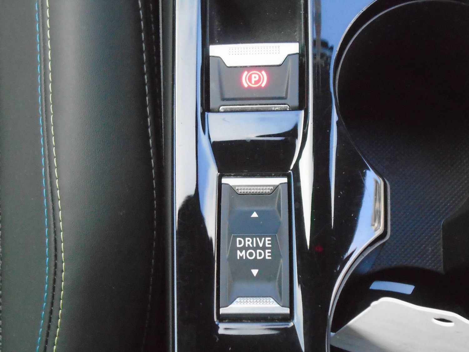 Used Peugeot 208 2020 for sale - 76899043: Photo 39