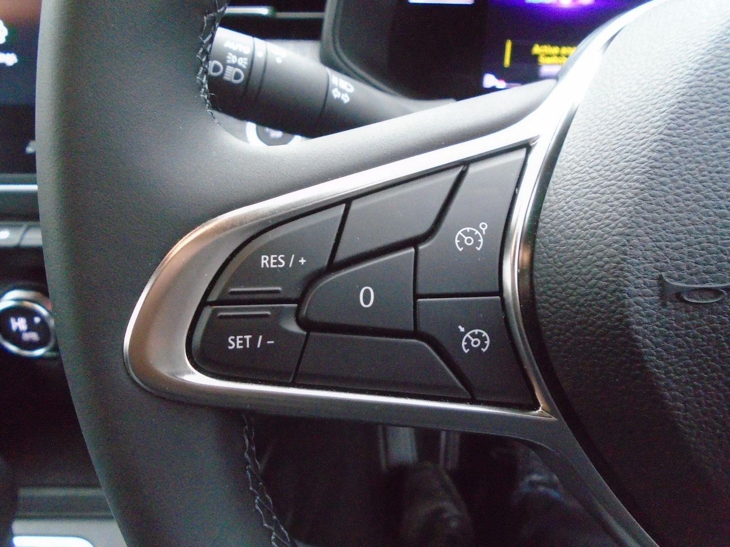 Used Renault Clio 2024 for sale - 76473002: Photo 48