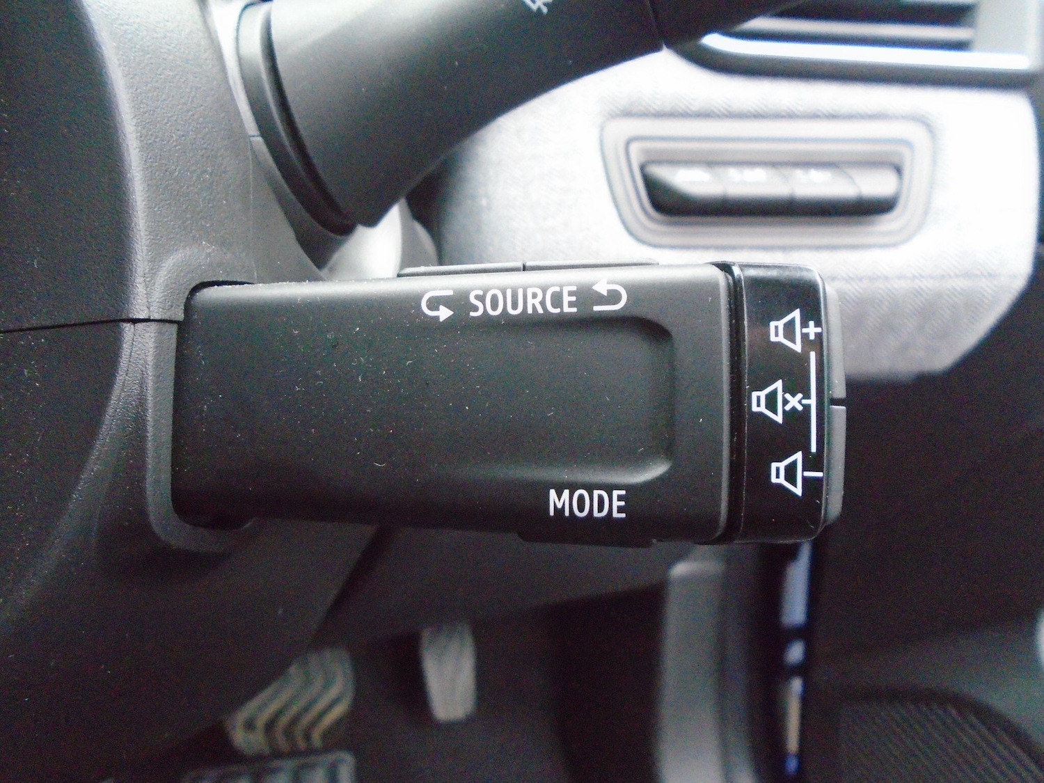 Used Renault Clio 2024 for sale - 76473002: Photo 50