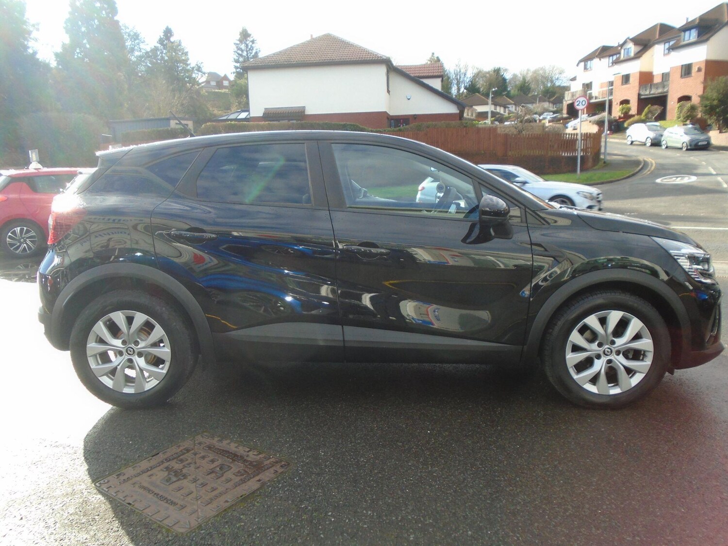 Used Renault Captur 2022 for sale - 77440172: Photo 15