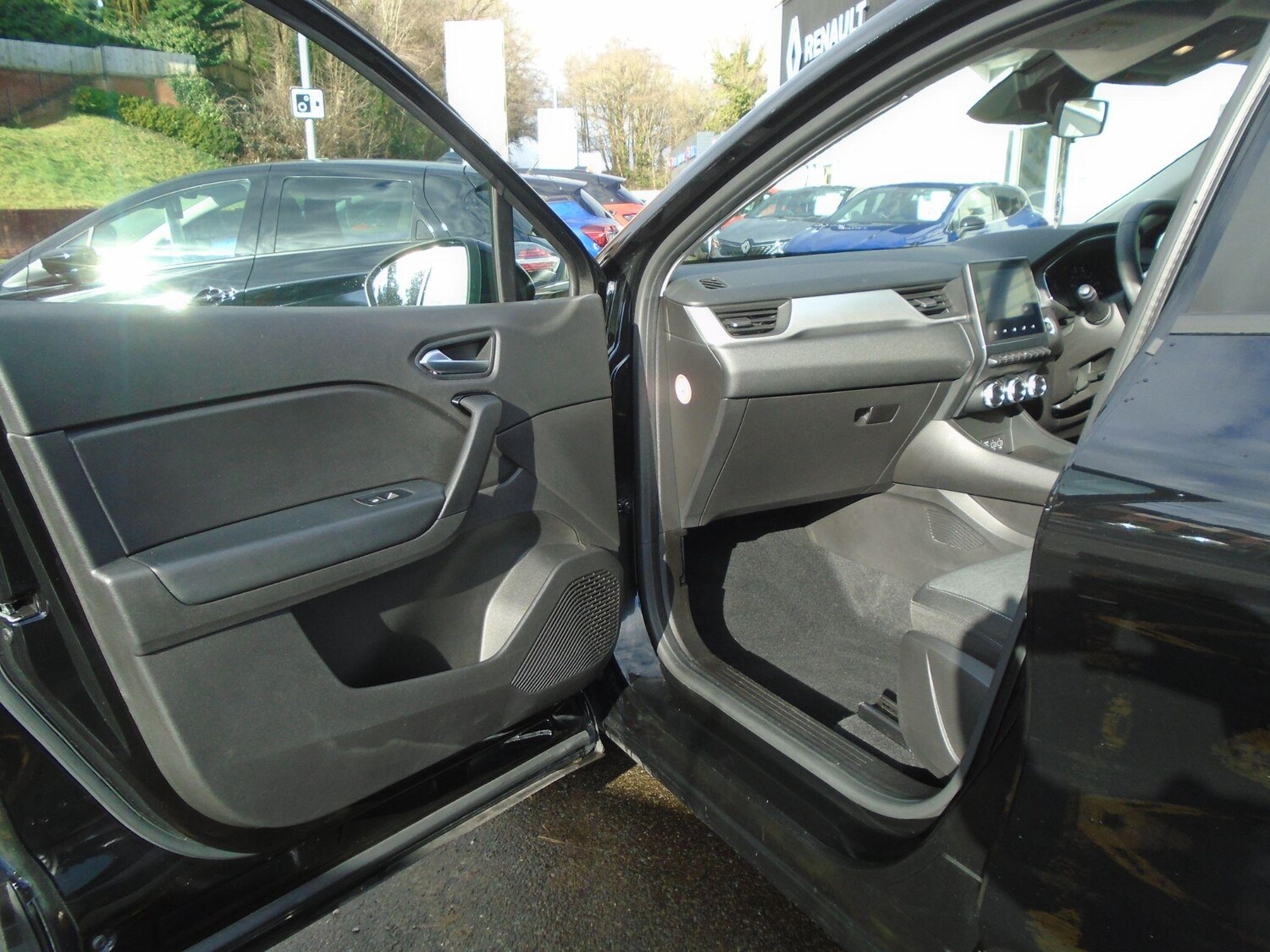 Used Renault Captur 2022 for sale - 77440172: Photo 25