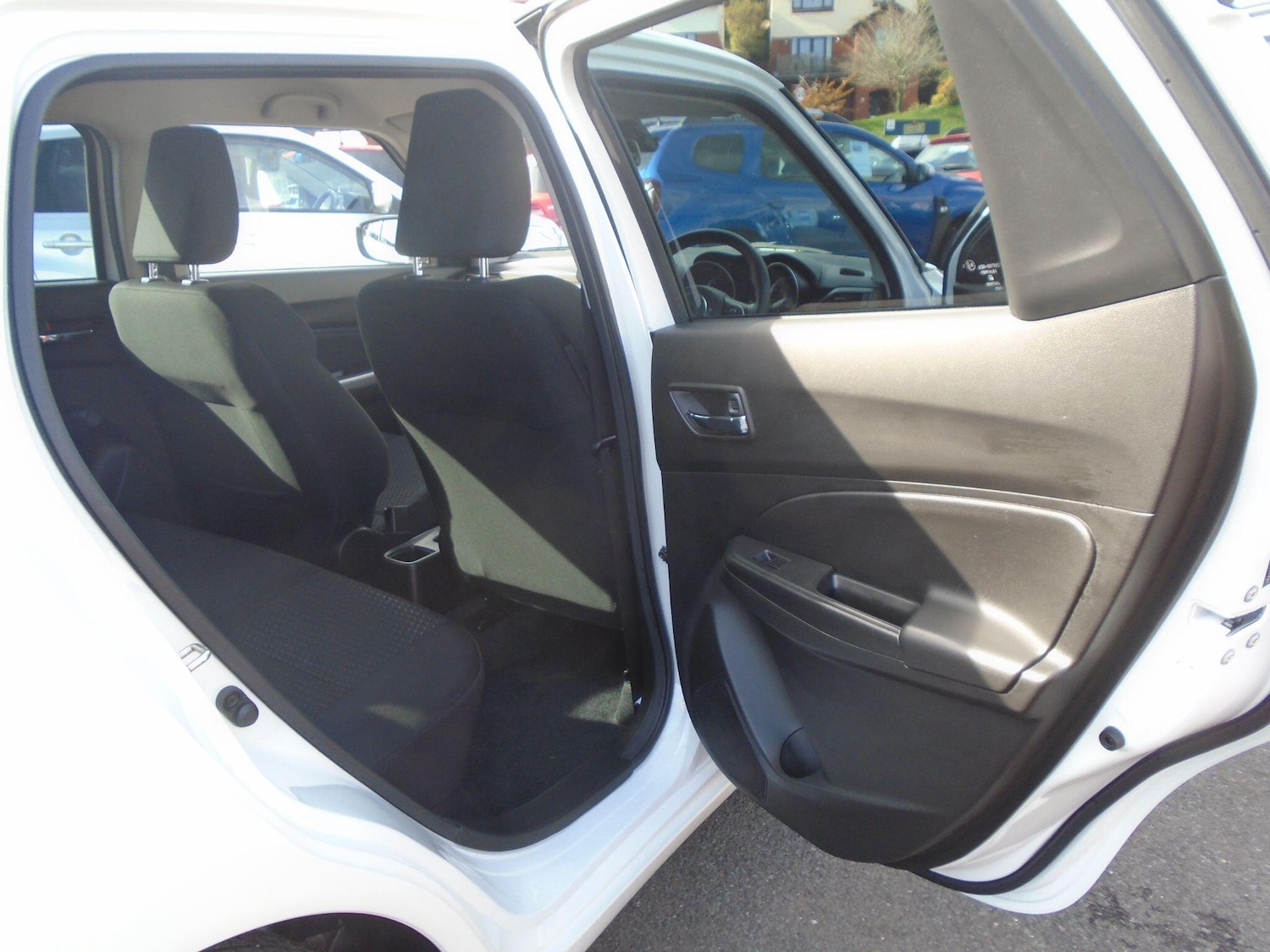 Used Suzuki Swift 2023 for sale - 76136079: Photo 22