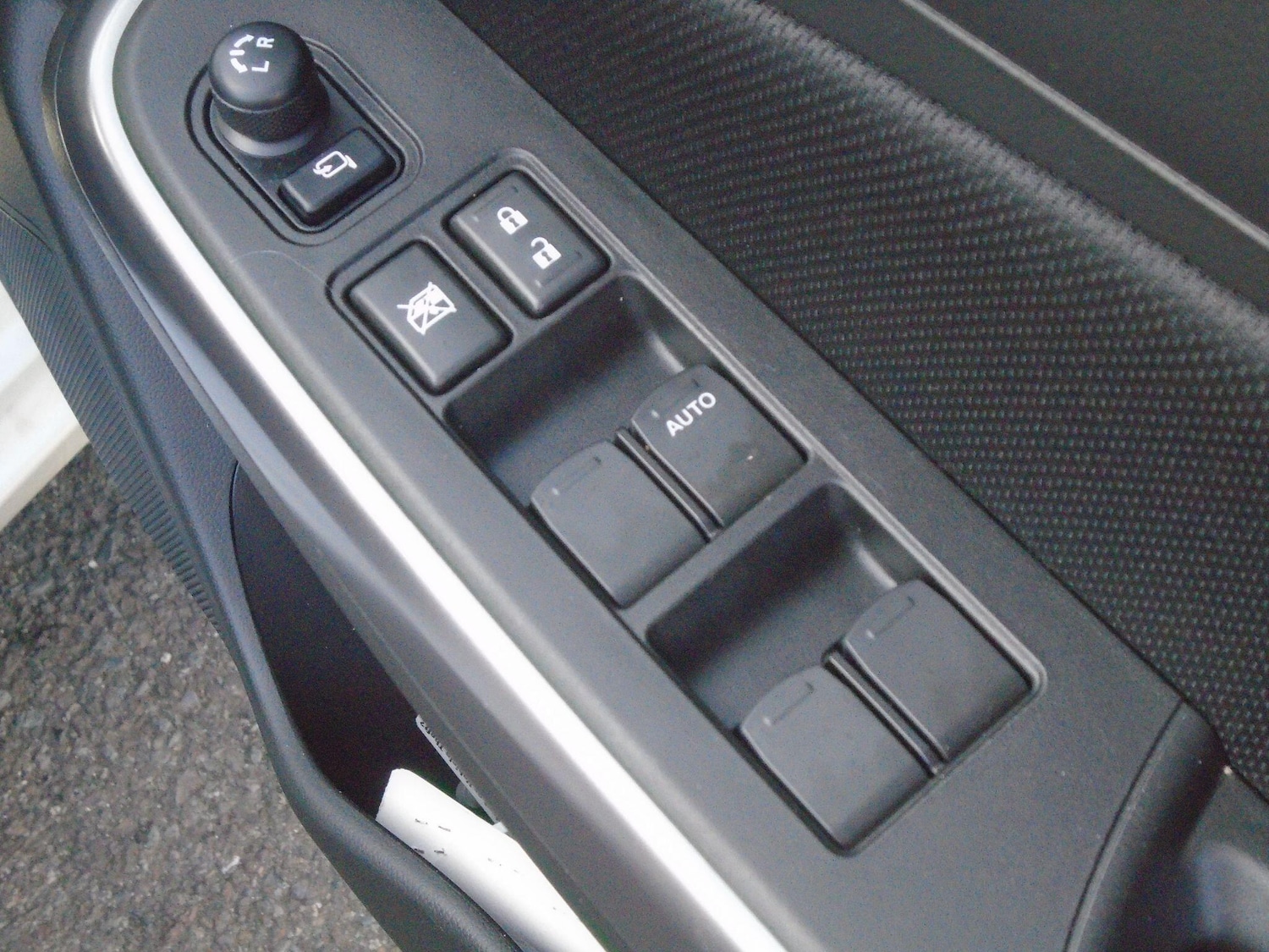 Used Suzuki Swift 2023 for sale - 76136079: Photo 40