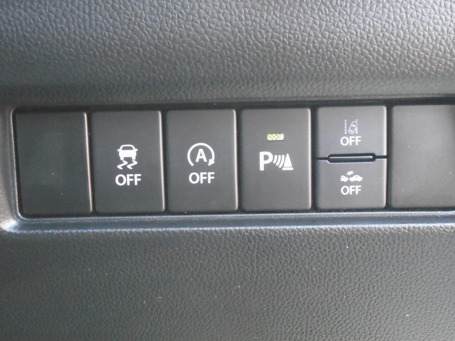 Used Suzuki Swift 2023 for sale - 76136079: Photo 41