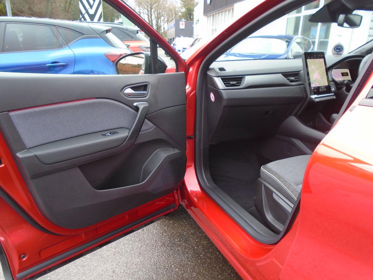 Used Renault Captur 2025 for sale - 77612348: Photo 28