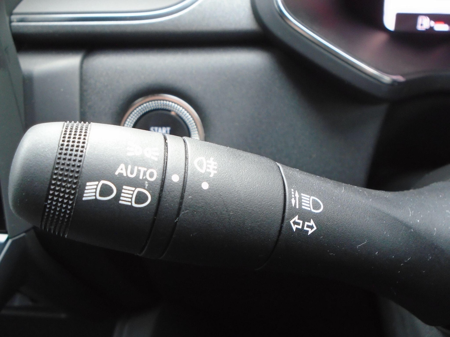 Used Renault Captur 2025 for sale - 77612348: Photo 52