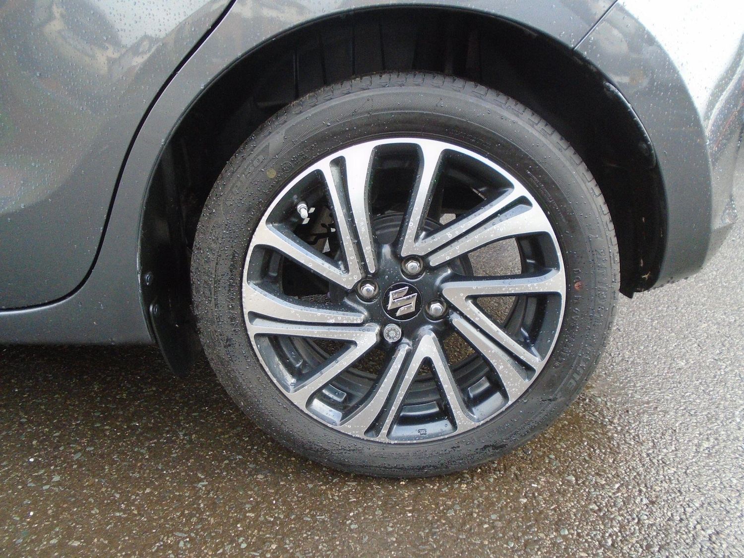 Used Suzuki Swift 2024 for sale - 77612359: Photo 15