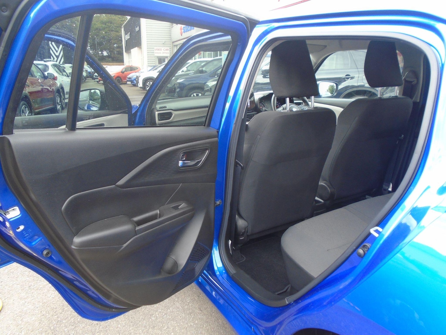 Used Suzuki Swift 2024 for sale - 76644962: Photo 30