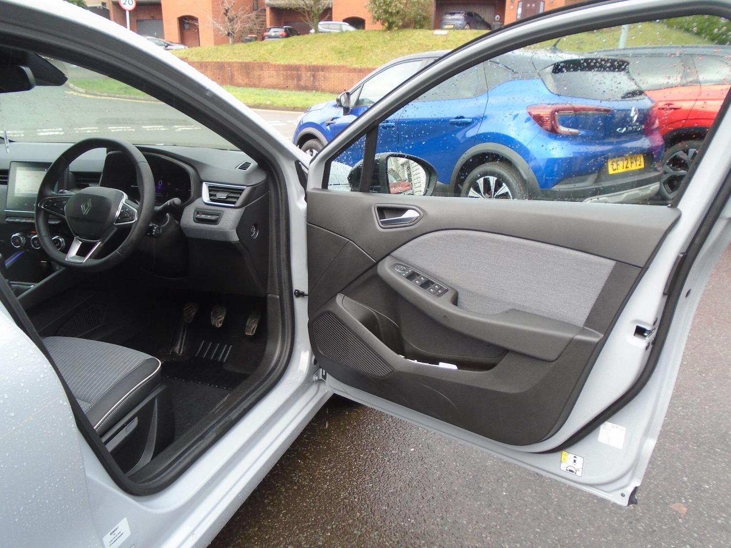 Used Renault Clio 2025 for sale - 77550048: Photo 19