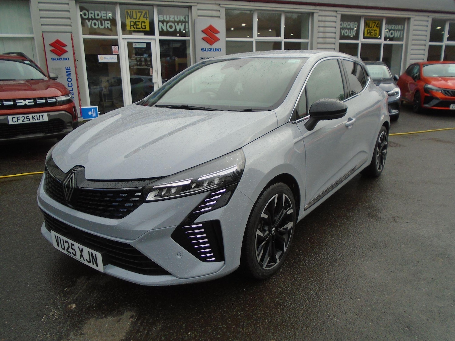 Used Renault Clio 2025 for sale - 77550048: Photo 3