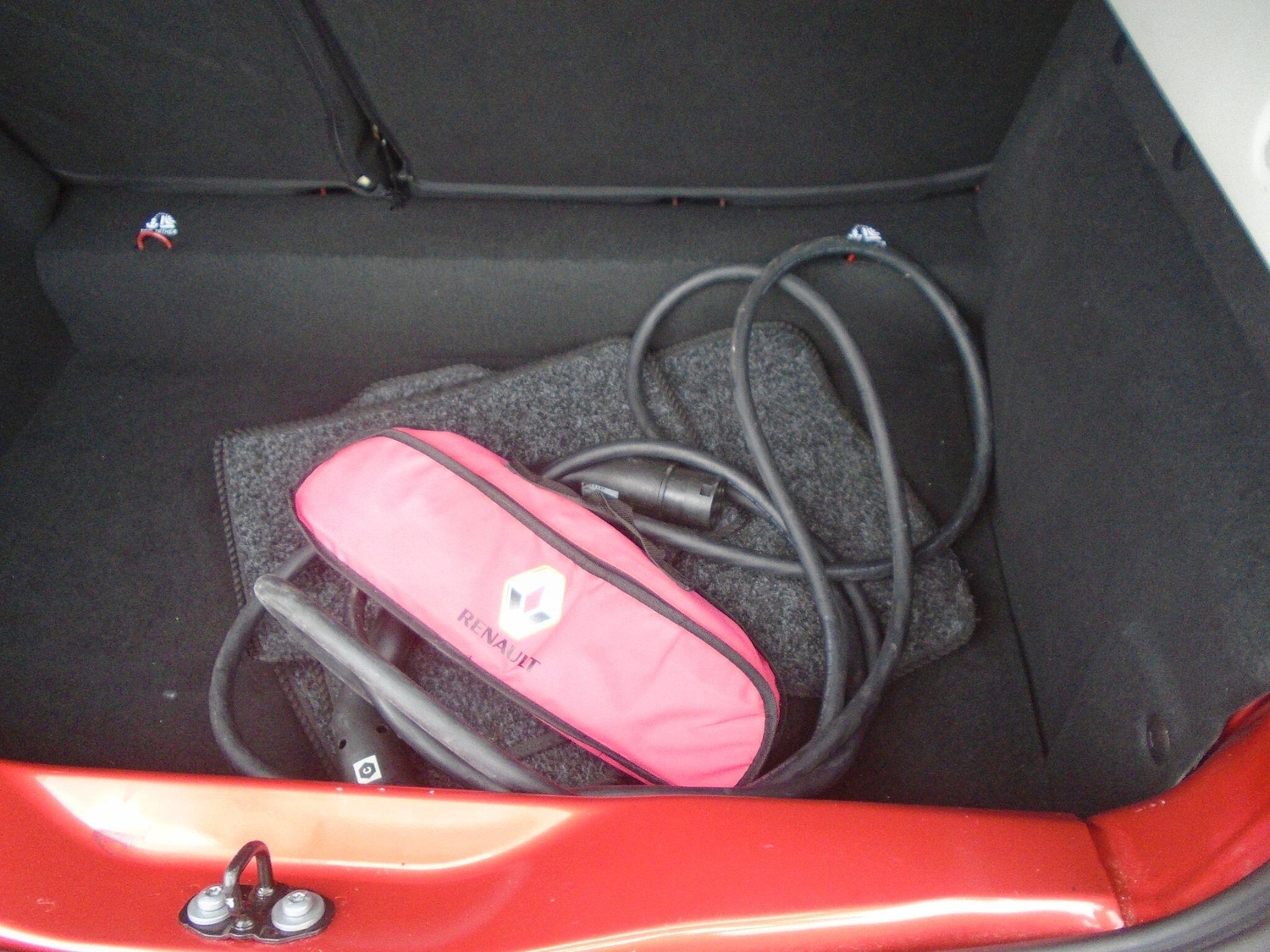 Used Renault Zoe 2021 for sale - 76306748: Photo 37