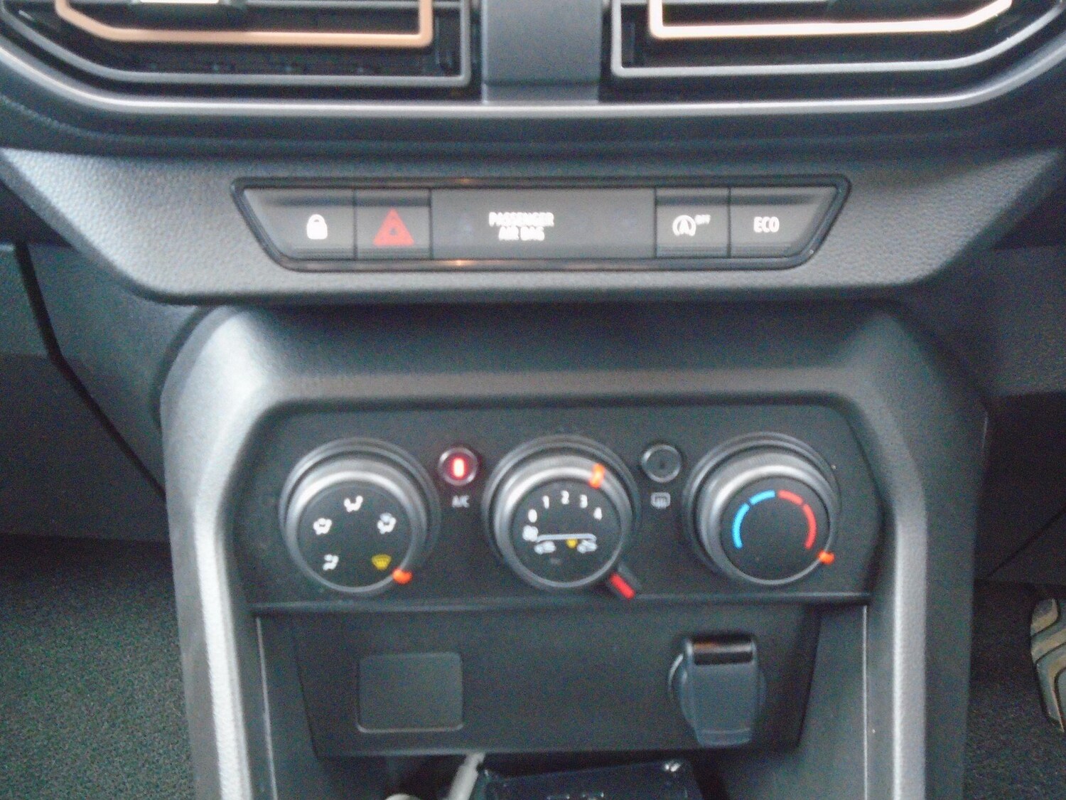 Used Dacia Sandero Stepway 2024 for sale - 76742754: Photo 38