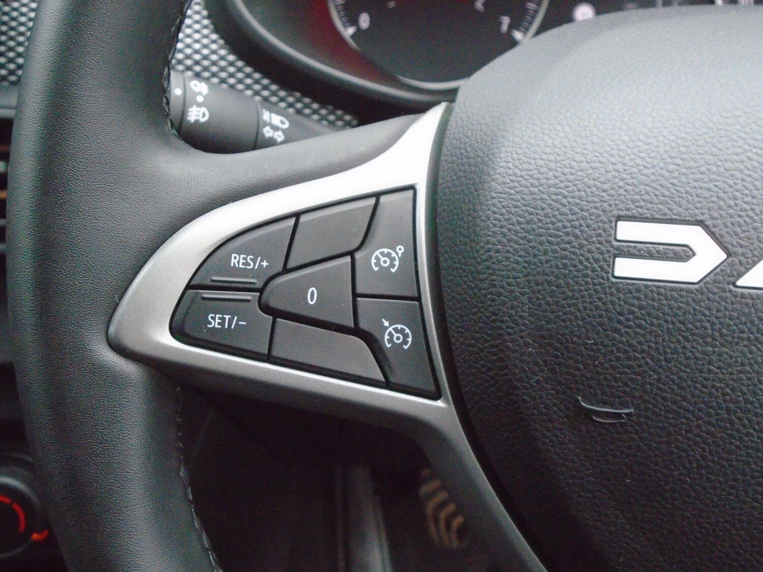 Used Dacia Sandero Stepway 2024 for sale - 76742754: Photo 42