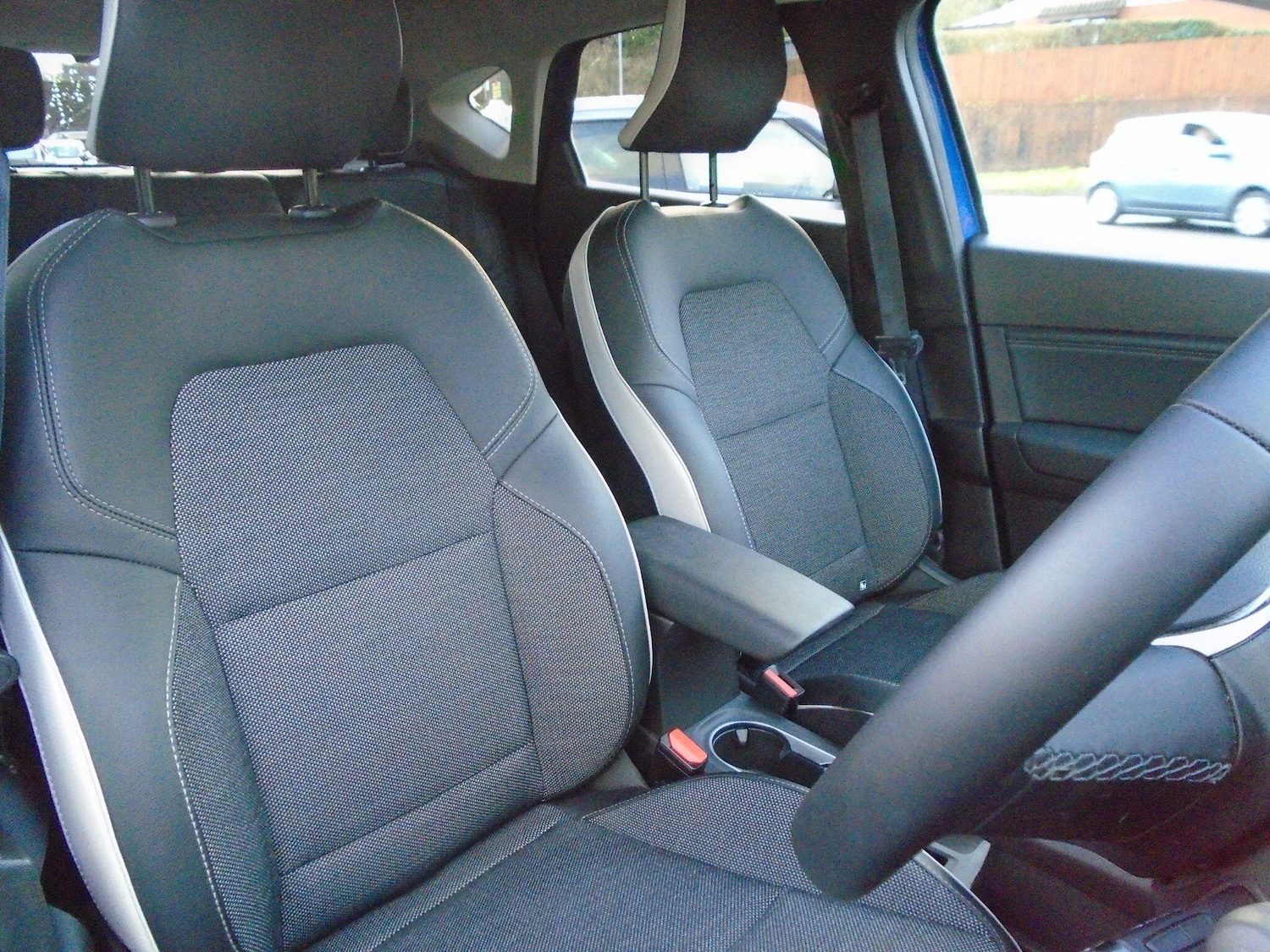 Used Renault Captur 2024 for sale - 77016887: Photo 23