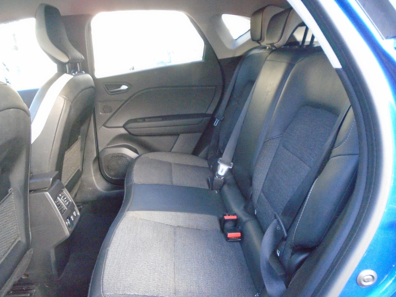 Used Renault Captur 2024 for sale - 77016887: Photo 33