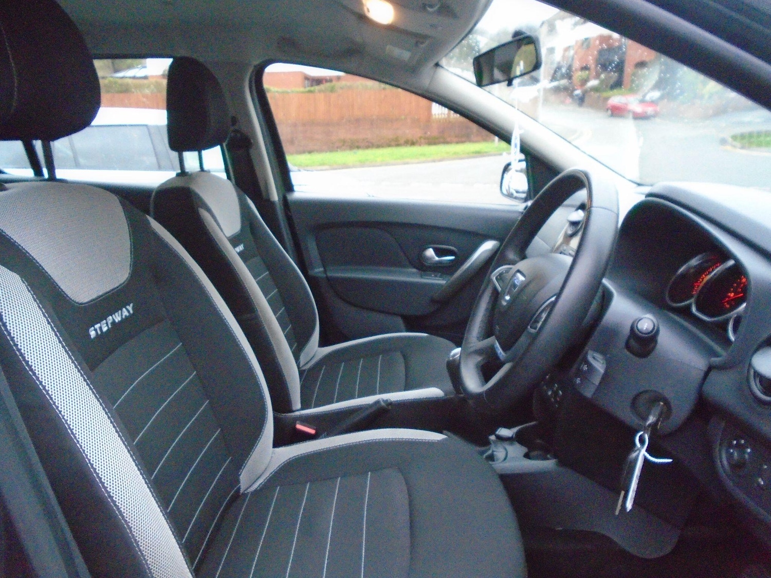 Used Dacia Sandero Stepway for sale - 77598386: Photo 21