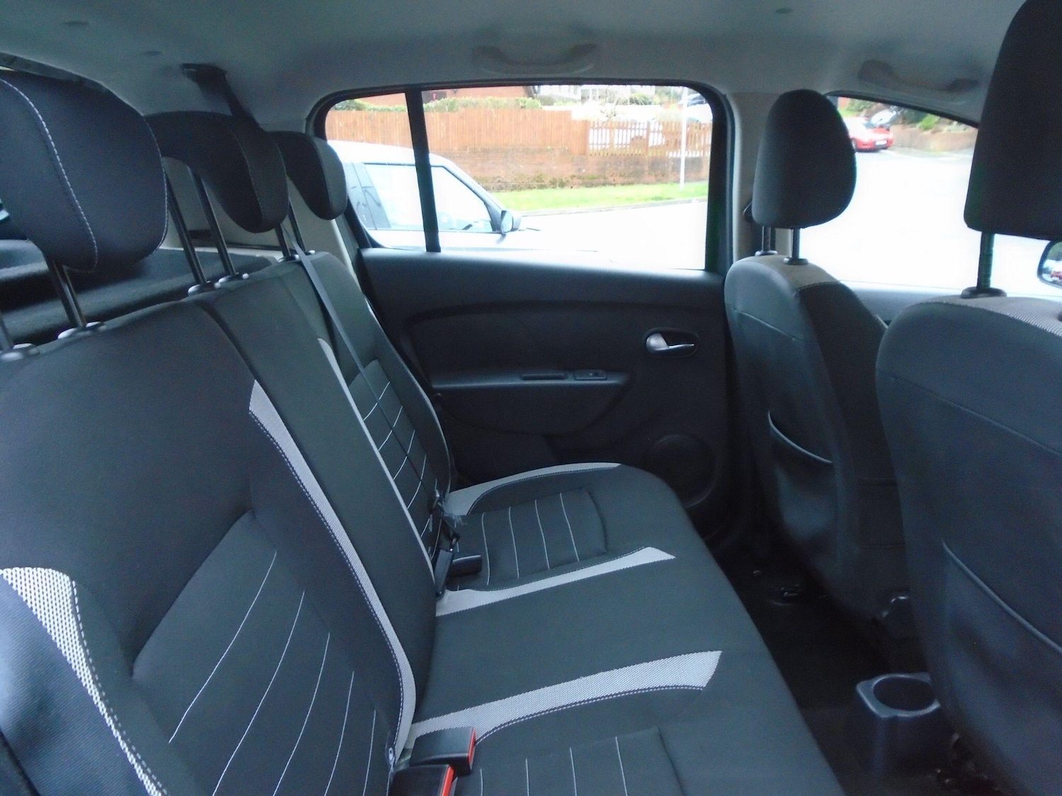 Used Dacia Sandero Stepway for sale - 77598386: Photo 25