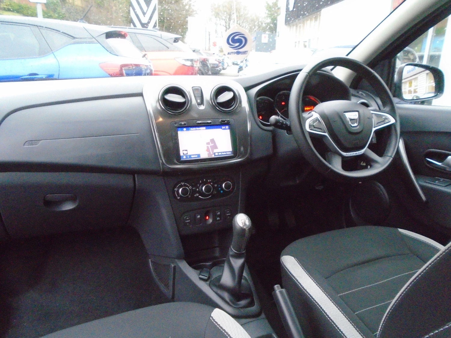 Used Dacia Sandero Stepway for sale - 77598386: Photo 27