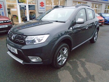 Used Dacia Sandero Stepway 2018 for sale - 77598386: Photo