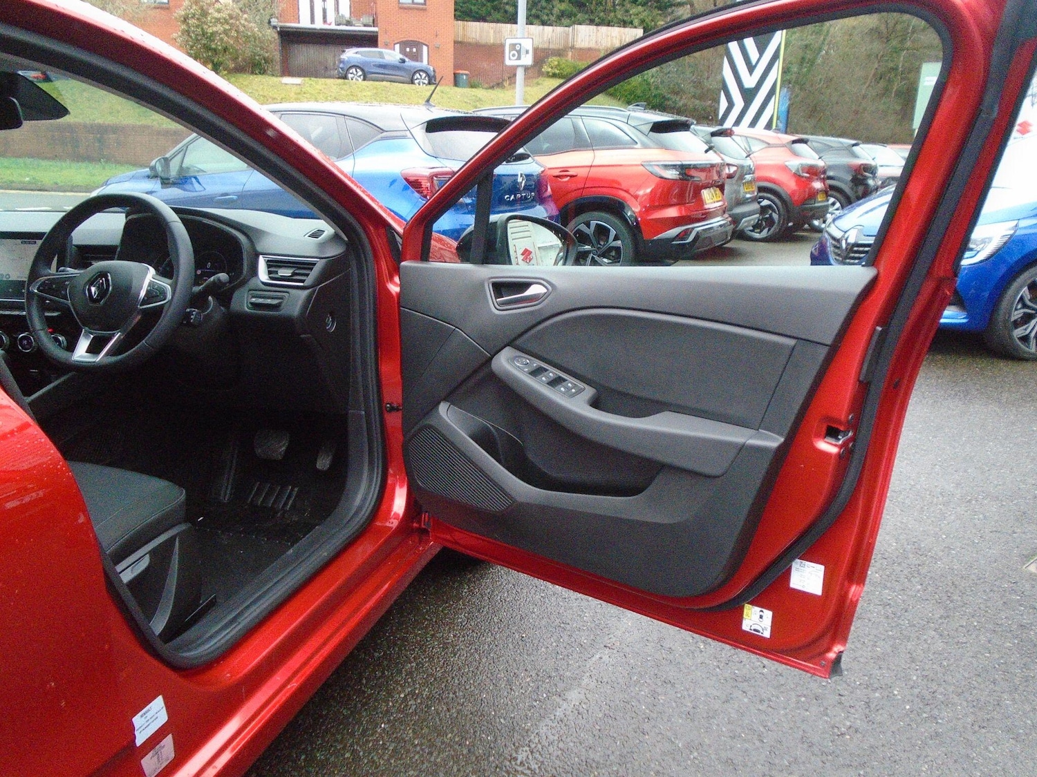 Used Renault Clio 2023 for sale - 77612979: Photo 18