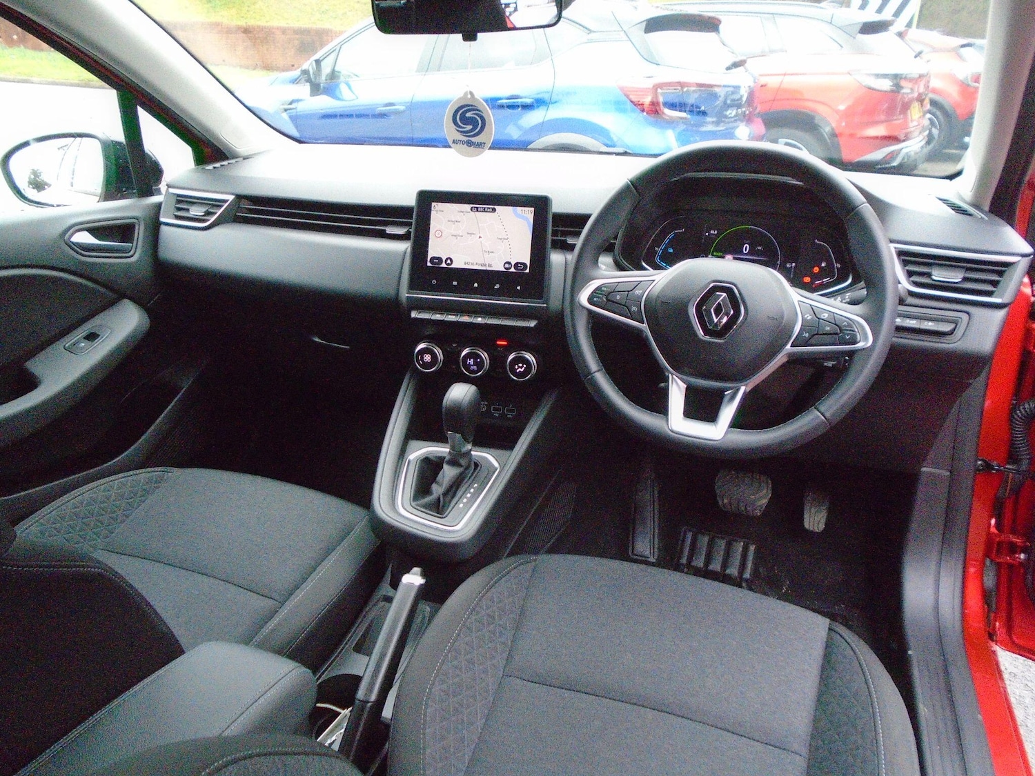Used Renault Clio 2023 for sale - 77612979: Photo 19