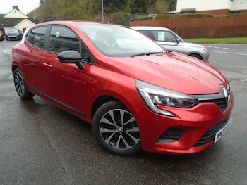 Used Renault Clio 2023 for sale - 77612979: Photo