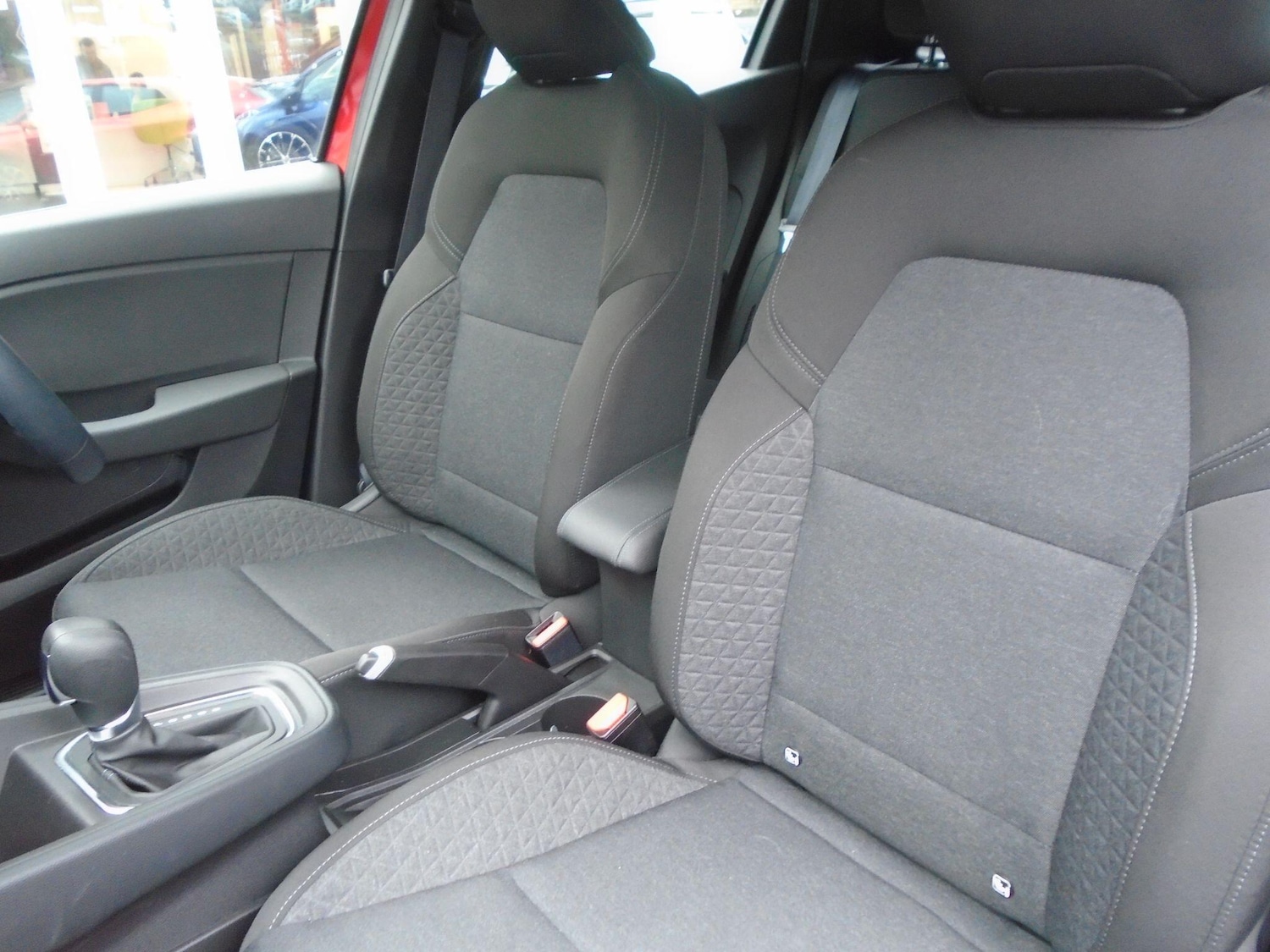 Used Renault Clio 2023 for sale - 77612979: Photo 28