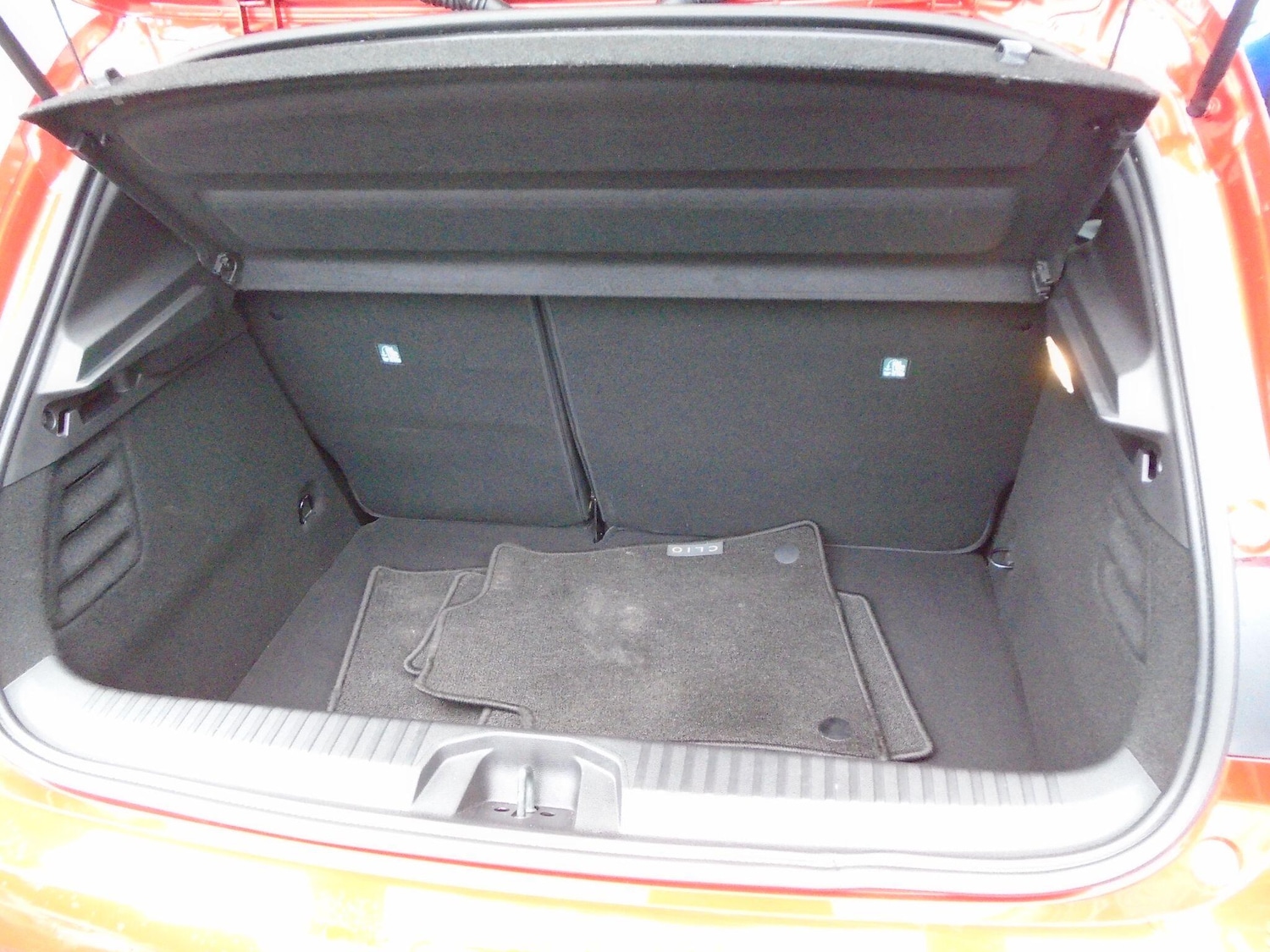 Used Renault Clio 2023 for sale - 77612979: Photo 32