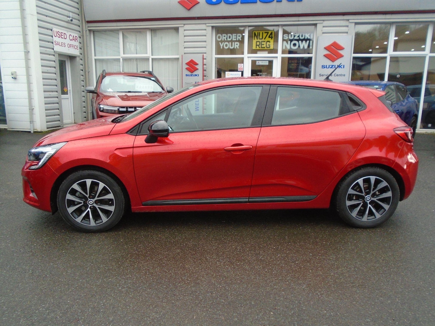 Used Renault Clio 2023 for sale - 77612979: Photo 4