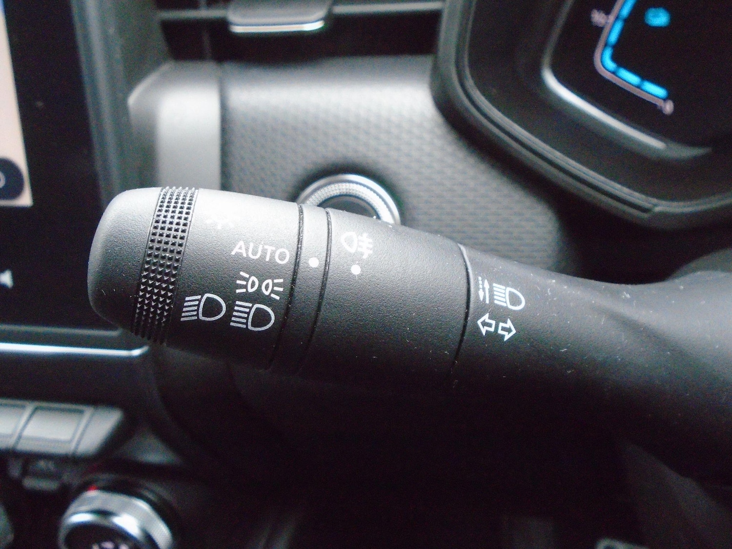 Used Renault Clio 2023 for sale - 77612979: Photo 42