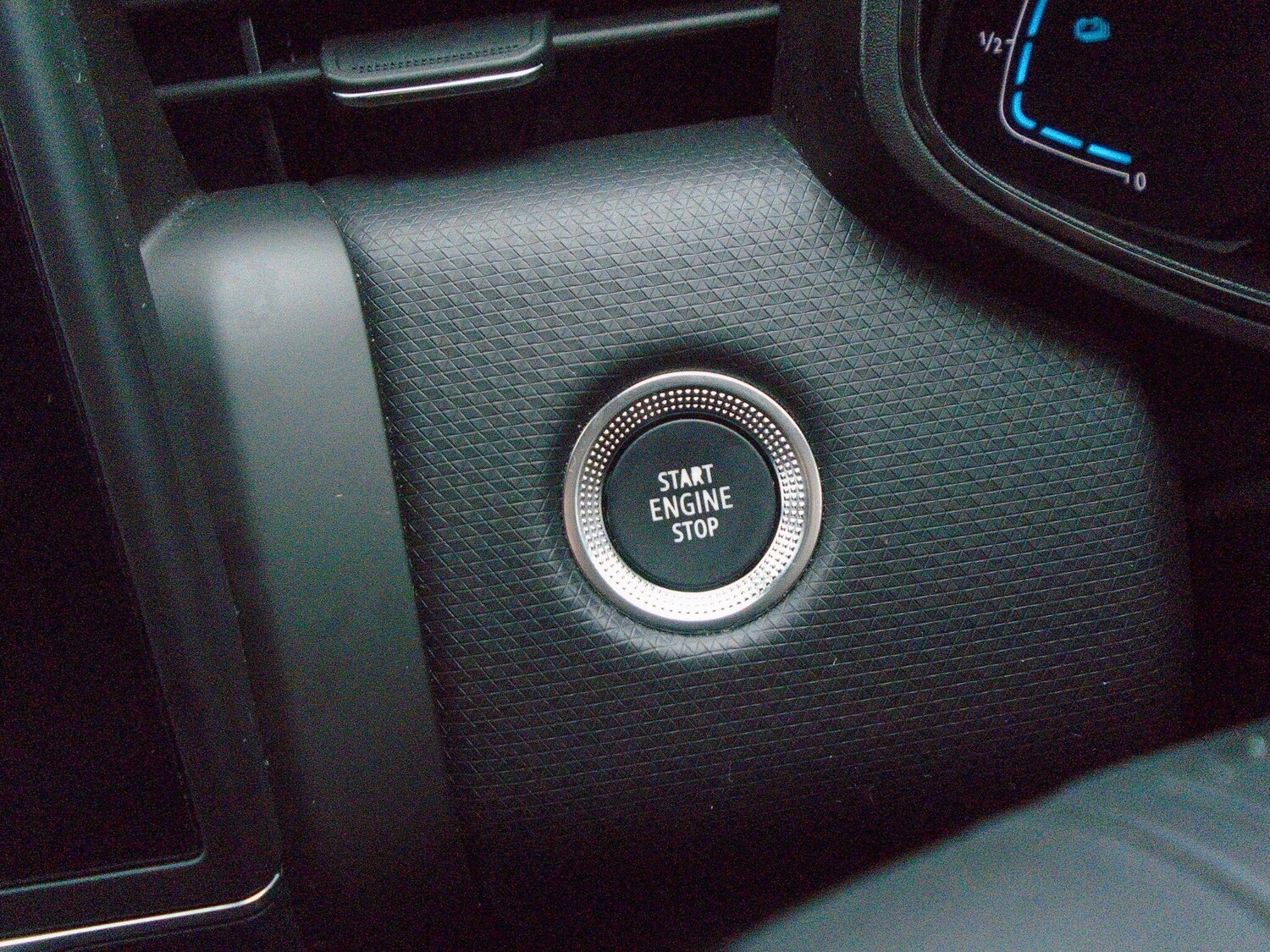 Used Renault Clio 2023 for sale - 77612979: Photo 43