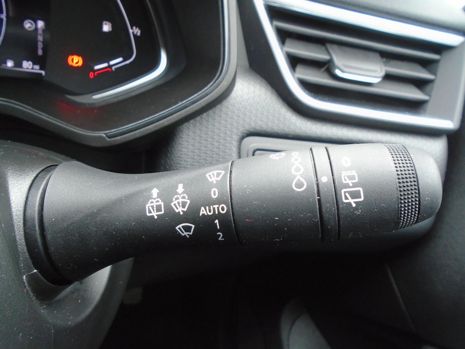 Used Renault Clio 2023 for sale - 77612979: Photo 45