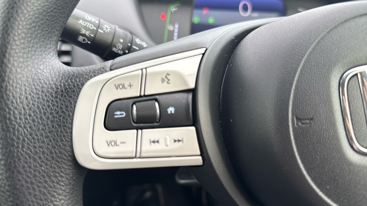 Used Honda Jazz 2023 for sale - 76507535: Photo 20