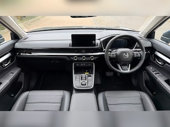 Used Honda CR-V 2025 for sale - 76161490: Photo
