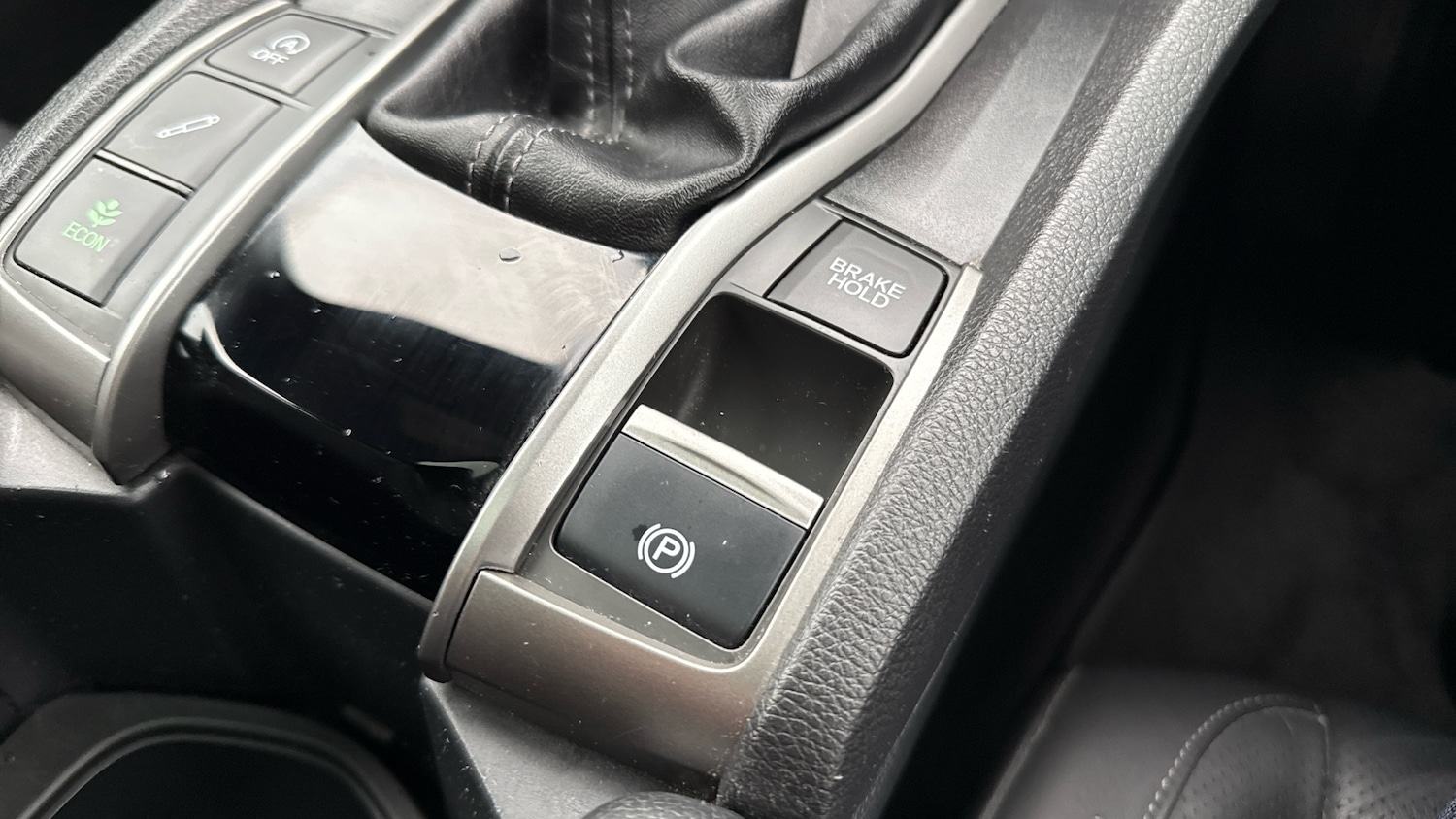 Used Honda Civic 2020 for sale - 76669821: Photo 30